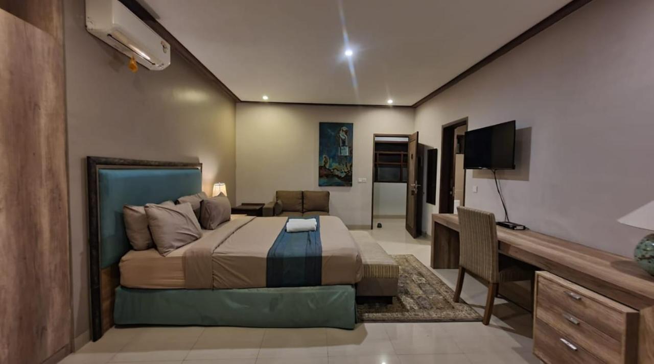ปุรี ซาบีนา เบด แอนด์ เบรคฟาสต์ Bed & Breakfast จิมบาราน ภายนอก รูปภาพ