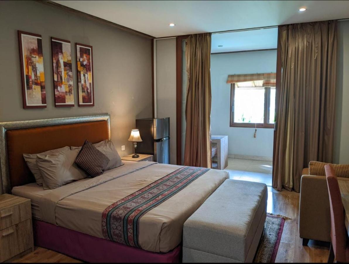 ปุรี ซาบีนา เบด แอนด์ เบรคฟาสต์ Bed & Breakfast จิมบาราน ภายนอก รูปภาพ