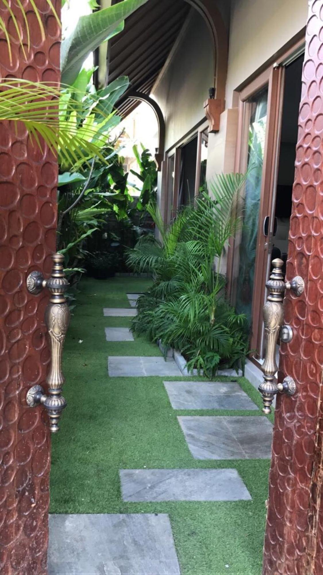 ปุรี ซาบีนา เบด แอนด์ เบรคฟาสต์ Bed & Breakfast จิมบาราน ห้อง รูปภาพ