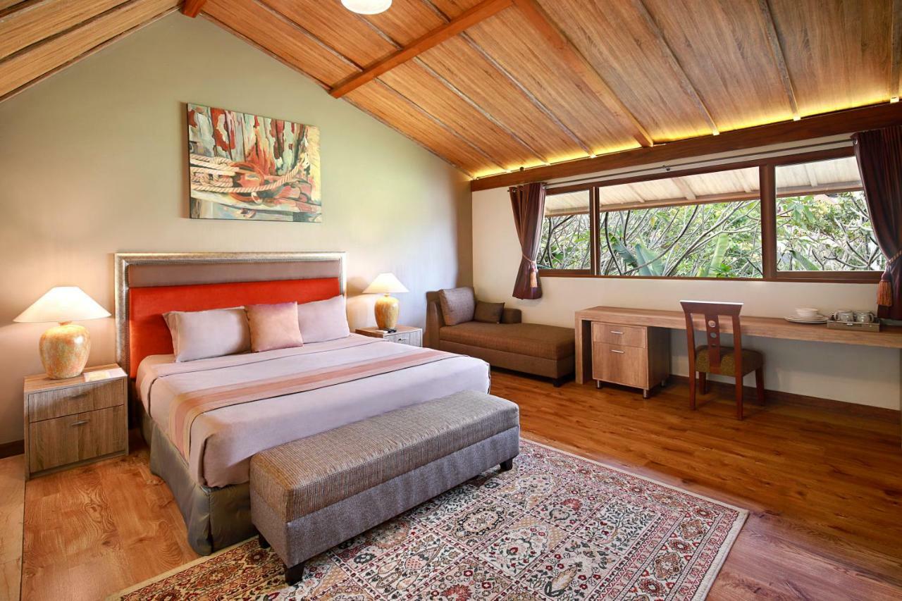 ปุรี ซาบีนา เบด แอนด์ เบรคฟาสต์ Bed & Breakfast จิมบาราน ภายนอก รูปภาพ
