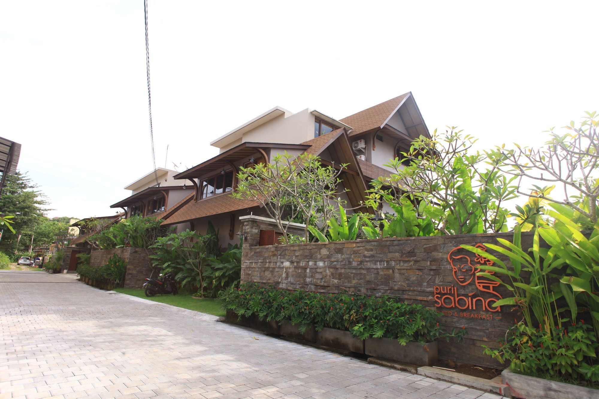 ปุรี ซาบีนา เบด แอนด์ เบรคฟาสต์ Bed & Breakfast จิมบาราน ภายนอก รูปภาพ