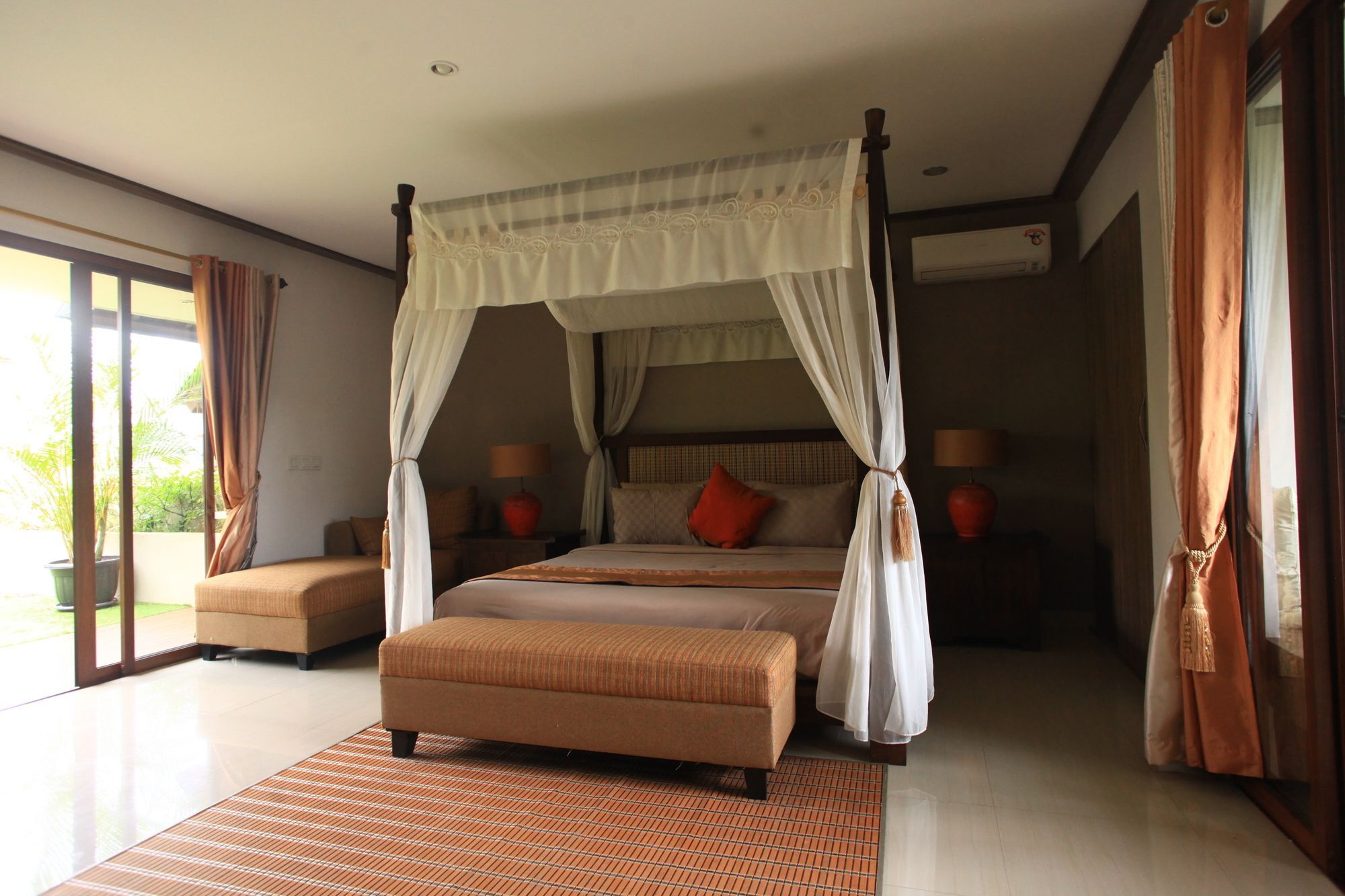 ปุรี ซาบีนา เบด แอนด์ เบรคฟาสต์ Bed & Breakfast จิมบาราน ภายนอก รูปภาพ