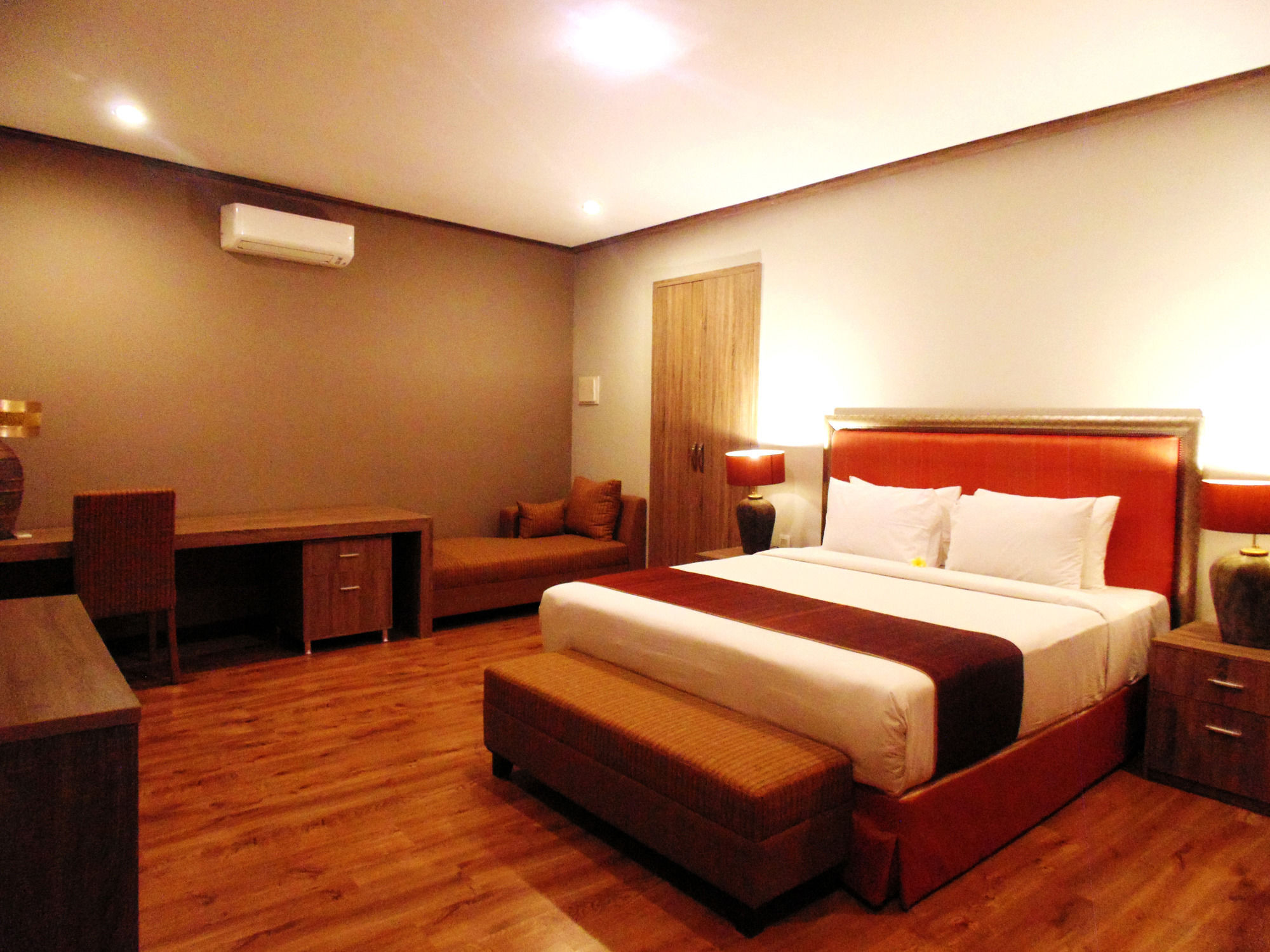 ปุรี ซาบีนา เบด แอนด์ เบรคฟาสต์ Bed & Breakfast จิมบาราน ภายนอก รูปภาพ